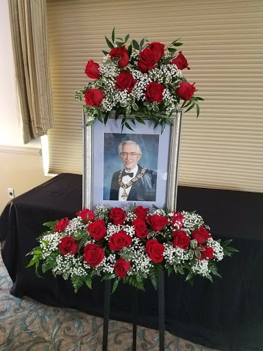 Florist «Mums the Word-A Florist», reviews and photos, 1175 N Berkeley Ave, Fullerton, CA 92832, USA