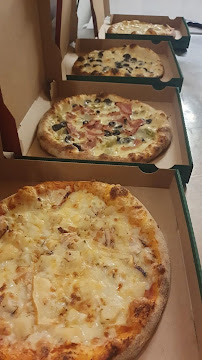 Photos du propriétaire du Pizzeria INSTANT PIZZA BEYNES - n°10