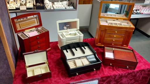 Jeweler «Vandemark Jewelers», reviews and photos, 244 E Broad St, Elyria, OH 44035, USA
