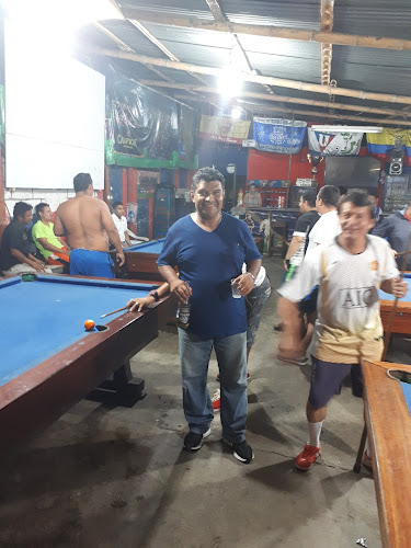 Opiniones de San Siro Complejo Deportivo en Machala - Escuela