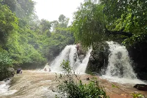 Kannegundi Falls image