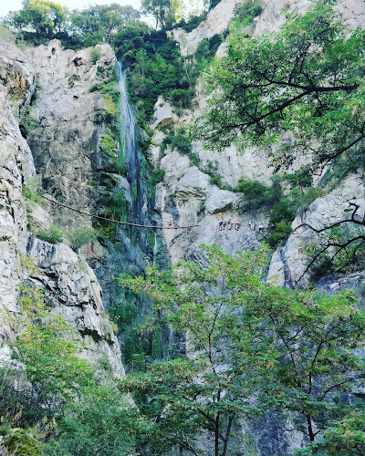 Cascade de la passerelle à Montvernier