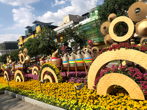 Nguyễn Huệ Walking Street