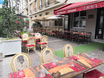 Atmosphère du Restaurant libanais Laura à Issy-les-Moulineaux - n°11