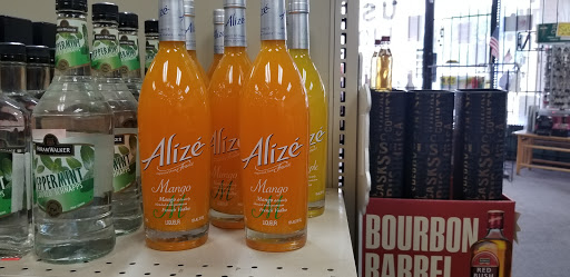 Liquor Store «USA Liquor Store», reviews and photos, 10022 Long Point Rd, Houston, TX 77055, USA