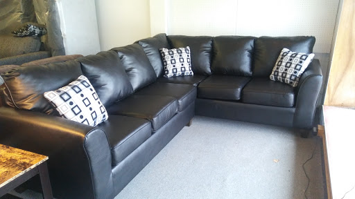 Furniture Warehouse, 126 E University Ave, Champaign, IL 61820, USA, 