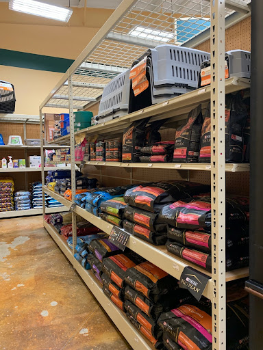 Garden Center «Western Reserve Farm Cooperative», reviews and photos, 12285 Ravenna Rd, Chardon, OH 44024, USA