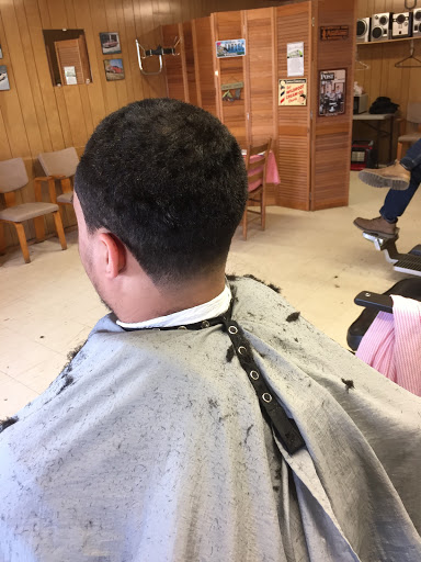 Barber Shop «Johns Barber Shop», reviews and photos, 738 N Main St, Waynesville, NC 28786, USA