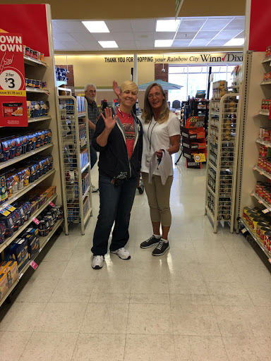 Grocery Store «Winn-Dixie», reviews and photos, 3331 Rainbow Dr, Rainbow City, AL 35906, USA