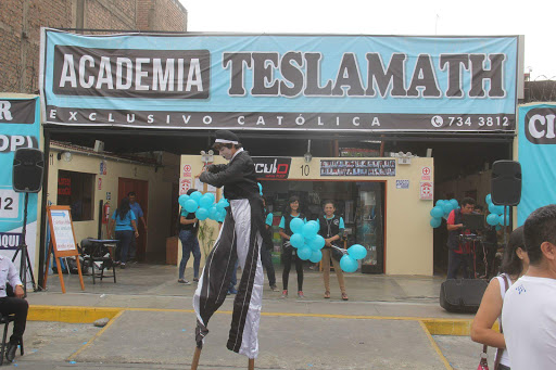 Academia Teslamath