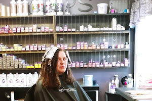 E Clips Hair Salon Inc