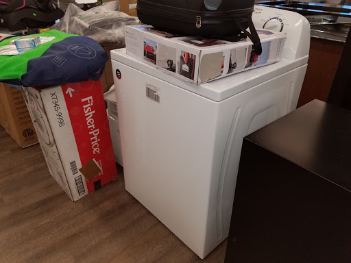 Discount Store «Bulldog Liquidators», reviews and photos, 2201 N Meridian St, Indianapolis, IN 46208, USA