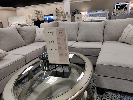 Furniture Store «Mor Furniture for Less», reviews and photos, 5156 N Blackstone Ave, Fresno, CA 93710, USA