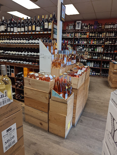 Food Store «Rochambeau Wines & Liquor Inc», reviews and photos, 389 Broadway, Dobbs Ferry, NY 10522, USA