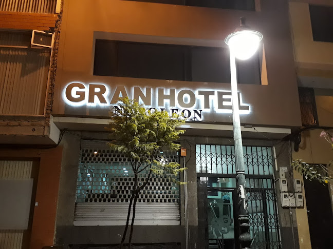 gran hotel napoleon - Hotel
