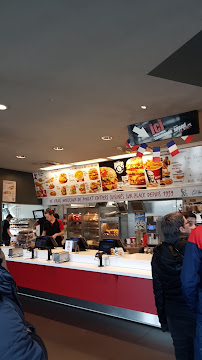 Atmosphère du Restaurant KFC Orléans Olivet à Orléans - n°17