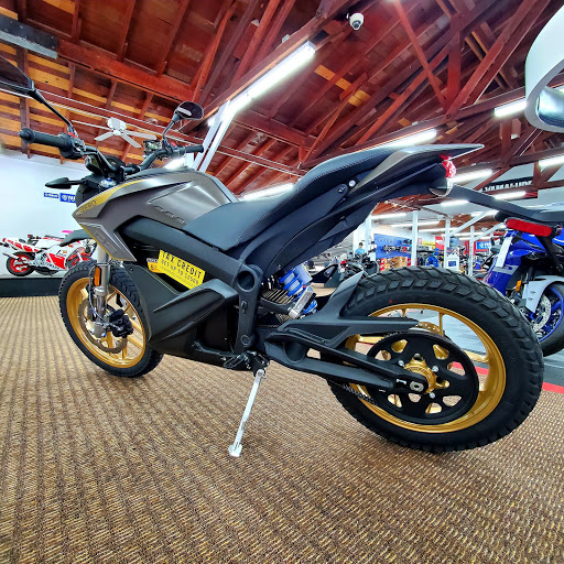 Yamaha Motorcycle Dealer «Palm Springs Motorsports», reviews and photos, 6550 N Indian Canyon Dr, Palm Springs, CA 92262, USA