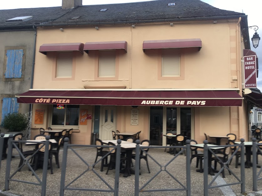 Chez Mestre auberge de pays,Coté Pizza à Lagarde-Marc-la-Tour
