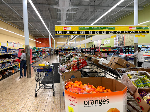 Supermarket «ALDI», reviews and photos, 5524 W Colonial Dr b, Orlando, FL 32808, USA