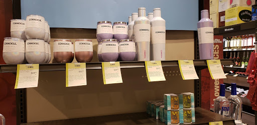 Wine Store «Total Wine & More», reviews and photos, 7925 N Blackstone Ave, Fresno, CA 93720, USA