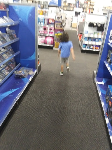 Electronics Store «Best Buy», reviews and photos, 6809 W Canal Dr, Kennewick, WA 99336, USA