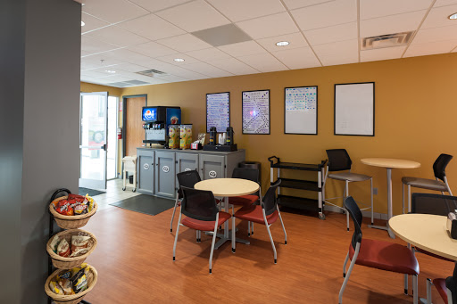 Toyota Dealer «Swope Toyota», reviews and photos, 1085 N Dixie Hwy, Elizabethtown, KY 42701, USA