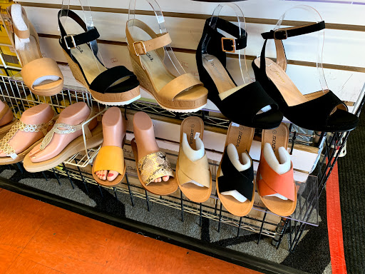 Discount Store «Rialto Discount Mall», reviews and photos, 463 E Foothill Blvd, Rialto, CA 92376, USA