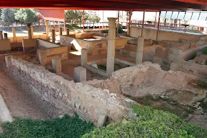 Casa del Mitreo y área funeraria de Los Columbarios image