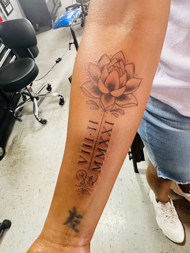 Explore anchor tattoo ideas, creative tattoo ideas in Dunn, available at Heart and Hammer Tattoo Co.