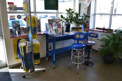 Tire Shop «Riechers Tire and Auto», reviews and photos, 510 Madison Ave, Washington, MO 63090, USA