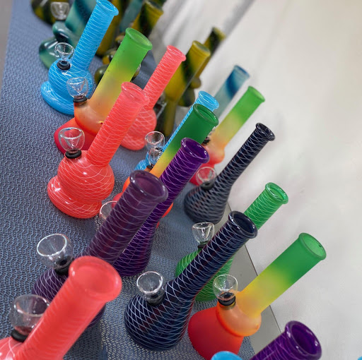 Tobacco Shop «Azusa Smoke Shop», reviews and photos, 321 S Azusa Ave, Azusa, CA 91702, USA