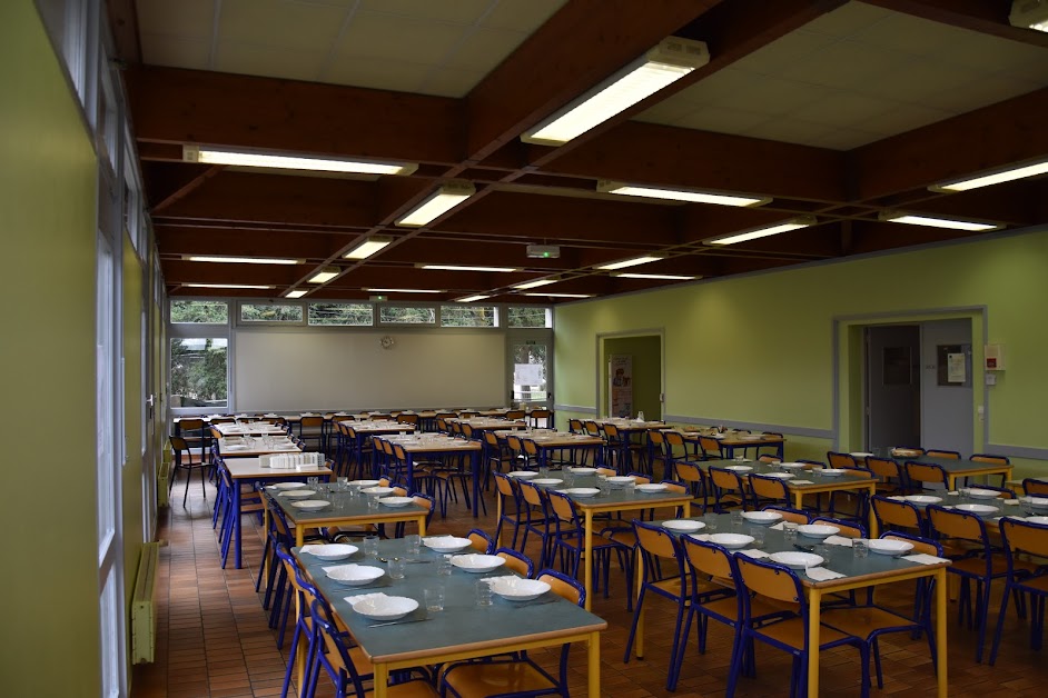 Restaurant scolaire à Saint-Maur