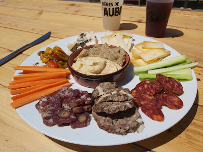 Taverne du Poney Fringant à Sévérac-d'Aveyron