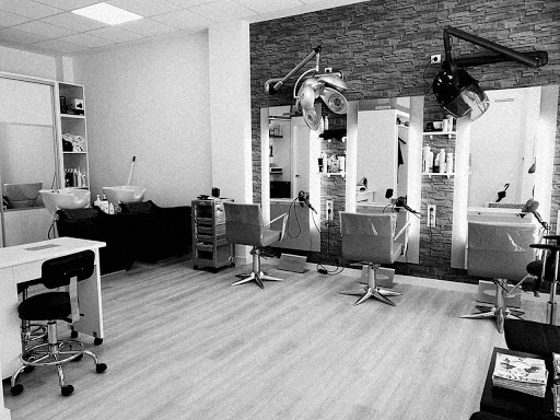 Mg Estilismo Profesional en Hervás, Cáceres‎