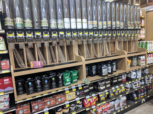 Gourmet Grocery Store «Fresco Community Market», reviews and photos, 5914 Monterey Rd, Los Angeles, CA 90042, USA