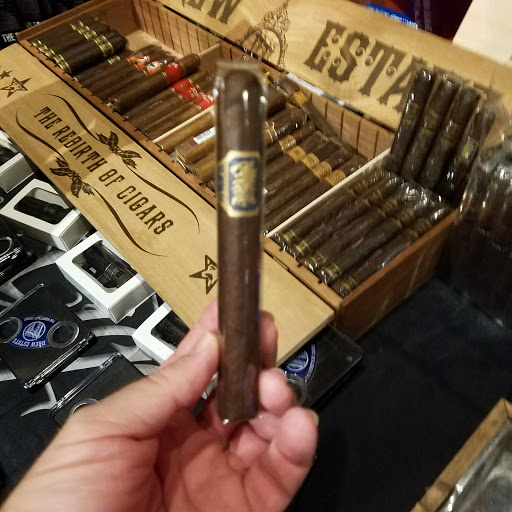 Cigar Shop «Executive Cigar Shop & Lounge», reviews and photos, 837 E New Haven Ave, Melbourne, FL 32901, USA