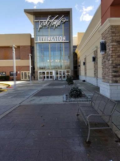 Shopping Mall «Livingston Mall», reviews and photos, 112 Eisenhower Pkwy, Livingston, NJ 07039, USA