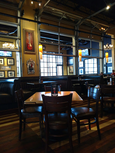 Shopping Mall «Vintage Faire Mall», reviews and photos, 3401 Dale Rd #483, Modesto, CA 95356, USA