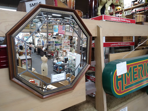 Antique Store «Midtown Antique Mall», reviews and photos, 301 Main St S, Stillwater, MN 55082, USA