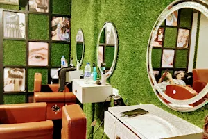 Divyam unisex salon and spa academy image