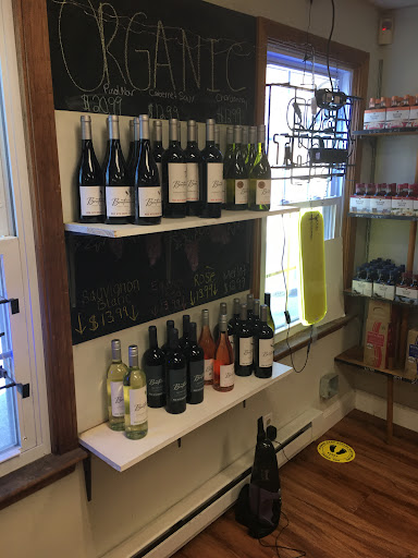 Liquor Store «The Liquor Lad», reviews and photos, 17 Burlington Rd, Harwinton, CT 06791, USA