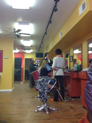 Hair Salon «Hair Hut Studio Salon», reviews and photos, 295 Saw Mill River Rd # A, Yonkers, NY 10701, USA