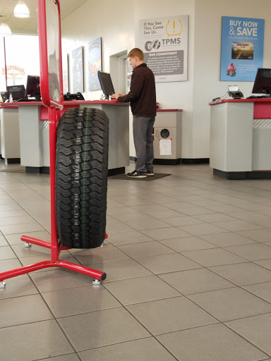 Tire Shop «Discount Tire Store», reviews and photos, 413 E Loop 281, Longview, TX 75605, USA