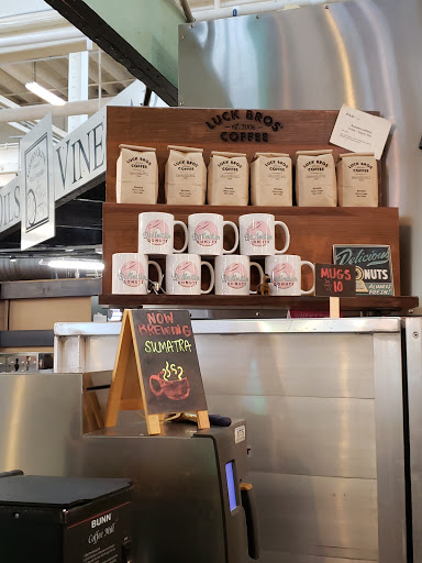 Donut Shop «Destination Donuts», reviews and photos, 59 Spruce St, Columbus, OH 43215, USA