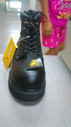 Shoe Store «WSS», reviews and photos, 2388 Long Beach Blvd, Long Beach, CA 90806, USA