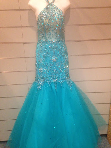 Bridal Shop «Aria Bridal & Formal Wear», reviews and photos, 2401 S Stemmons Fwy, Lewisville, TX 75067, USA