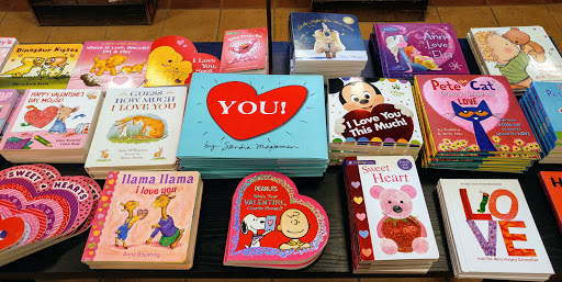 Book Store «Barnes & Noble», reviews and photos, 5380 US-14, Crystal Lake, IL 60014, USA