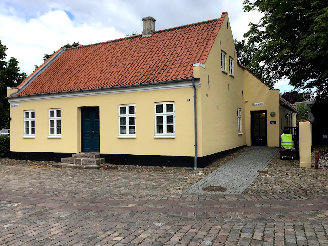 Anmeldelser af Kirkens Hus i Esbjerg - Arkitekt