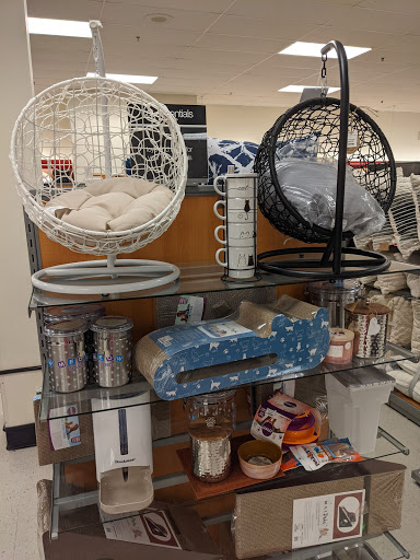 Department Store «T.J. Maxx», reviews and photos, 700 Broadway, Westwood, NJ 07675, USA