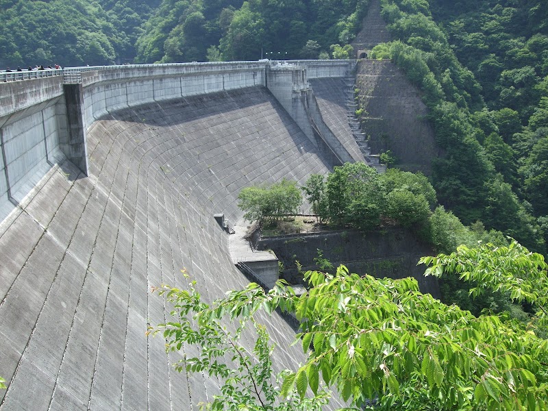 上野ダム